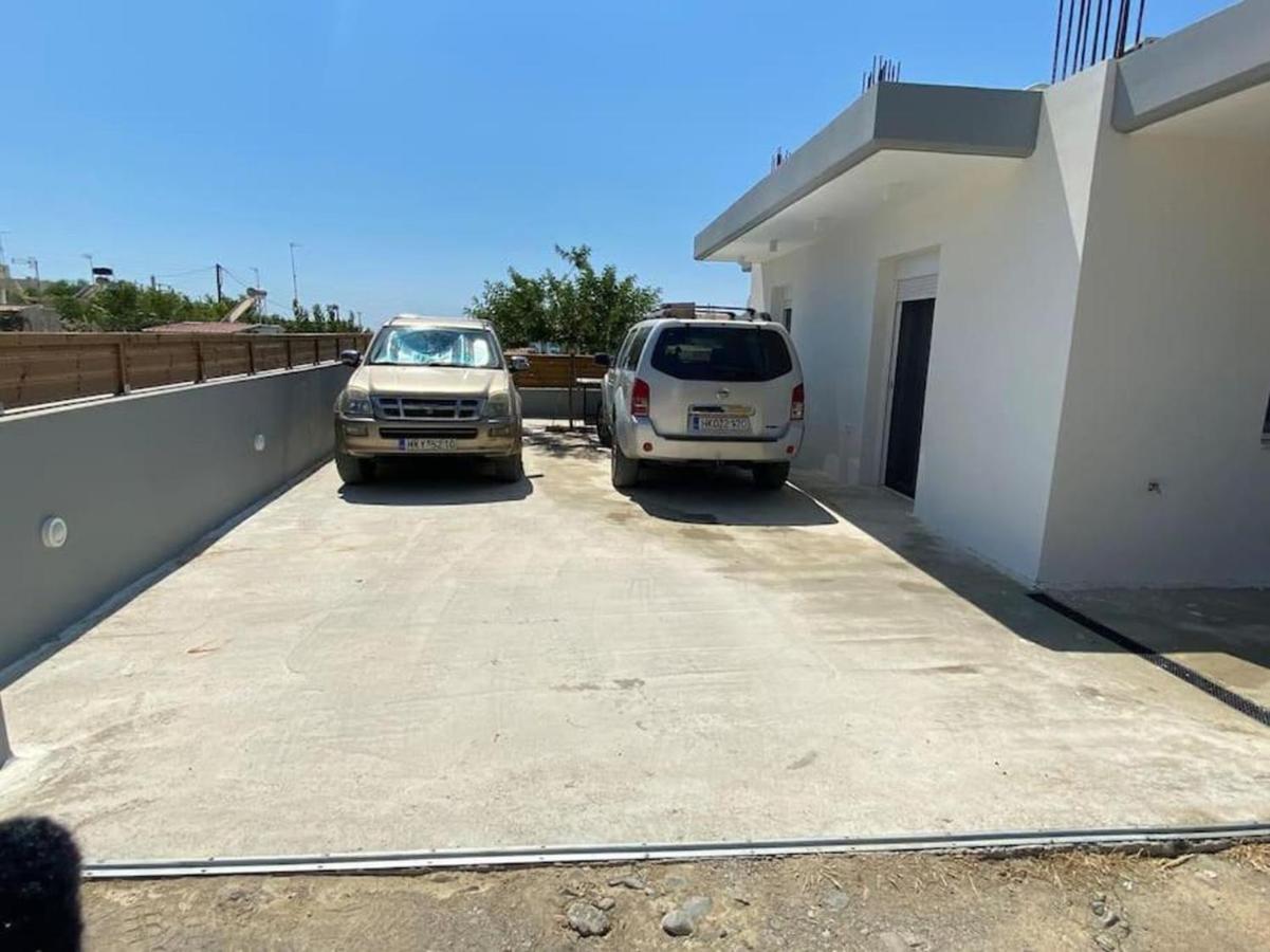 Villa Balux Kalamaki  Luaran gambar